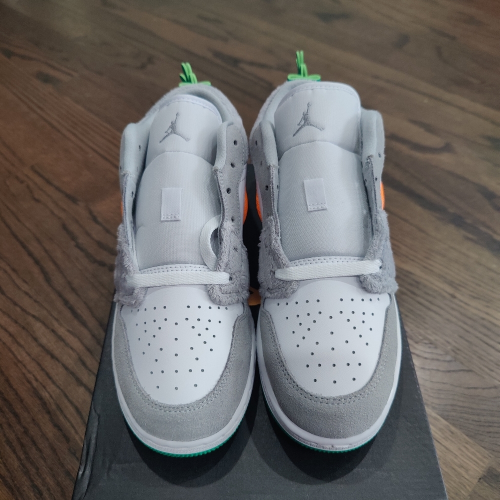 Air Jordan 1 low GS Rabbit - Picture 2 of 6